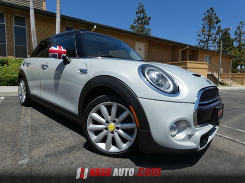 Used 2019 MINI Cooper S FWD image 5
