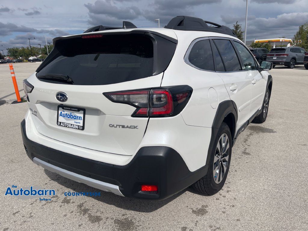 Used 2024 Subaru Outback Limited AWD/4WD image 5
