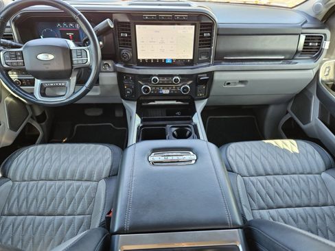 Certified 2024 Ford F250 Limited w/ FX4 Off-Road Package image 16
