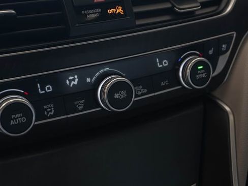 Certified 2021 Honda Accord Touring image 29