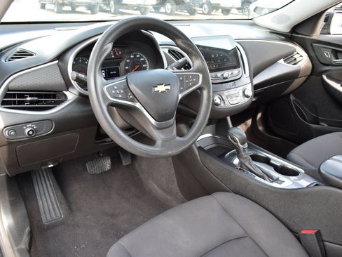 Used 2023 Chevrolet Malibu LT FWD image 14