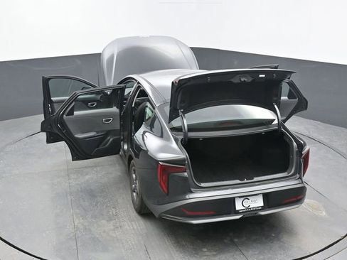 Used 2025 Kia K4 LXS image 69