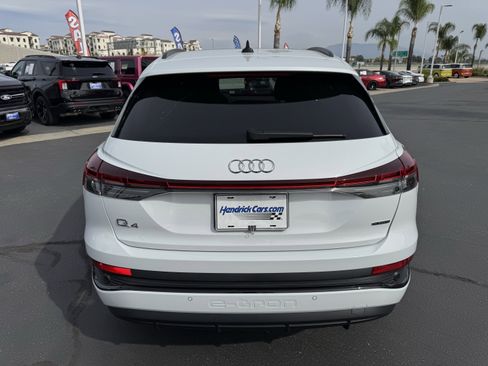 Used 2024 Audi Q4 e-tron Premium w/ Convenience Package AWD/4WD image 9