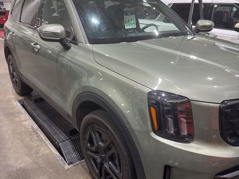 Used 2024 Kia Telluride EX X-Line AWD/4WD image 2