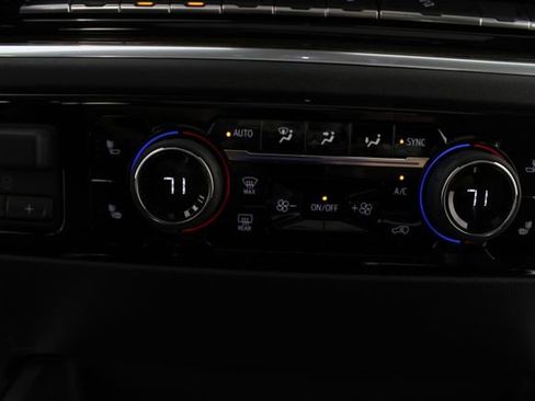 New 2026 Chevrolet Silverado 1500 LT Trail Boss w/ LT Trail Boss Premium Package AWD/4WD image 7