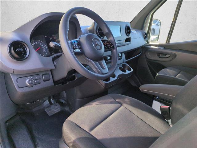 Used 2023 Mercedes-Benz Sprinter 2500 image 10