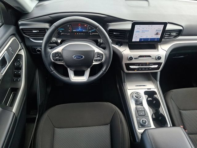 Certified 2023 Ford Explorer XLT AWD/4WD image 11