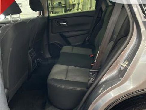 Certified 2024 Nissan Rogue SV AWD/4WD image 24
