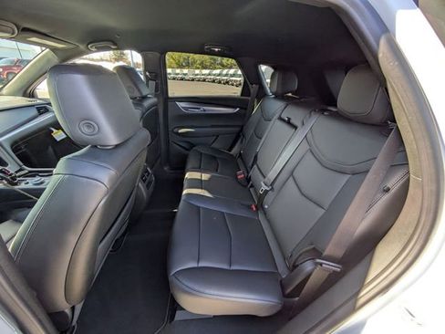 New 2025 Cadillac XT5 Luxury image 26