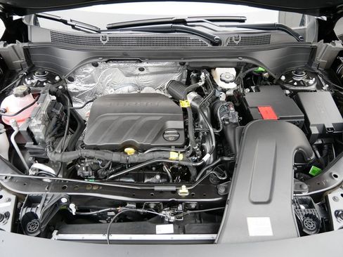 New 2026 Chevrolet Trax RS w/ Sunroof Package image 15