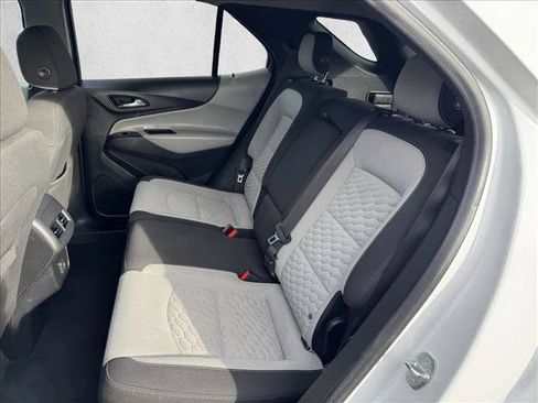 Used 2020 Chevrolet Equinox LT AWD/4WD image 17