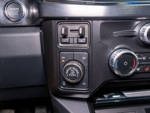 Used 2025 Ford F250 Lariat w/ Lariat Ultimate Package image 29