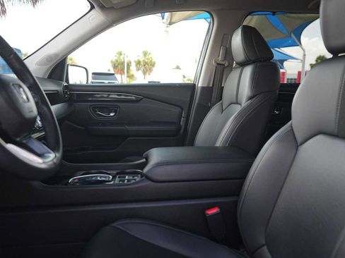 Used 2023 Honda Pilot EX-L image 11