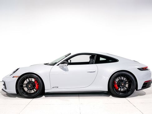 Used 2023 Porsche 911 Carrera GTS image 8