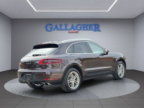 Used 2016 Porsche Macan S image 4