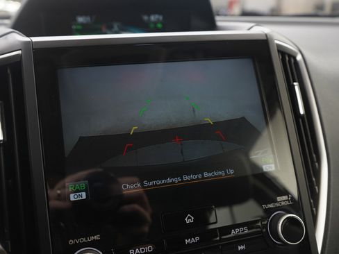 Used 2024 Subaru Forester Limited image 33