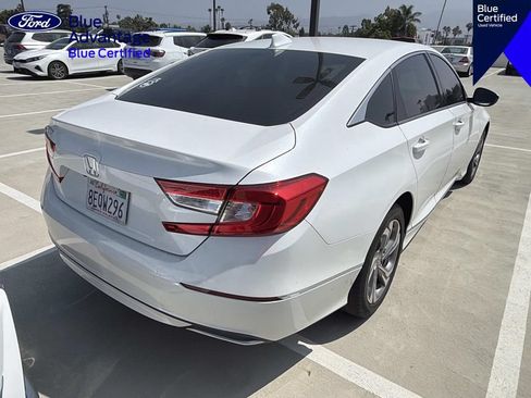 Used 2018 Honda Accord EX image 8