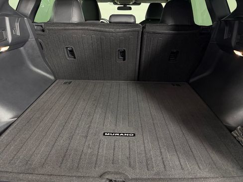 Used 2025 Nissan Murano SV AWD/4WD image 18