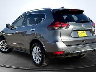 Used 2019 Nissan Rogue SV video 2