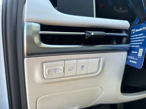 New 2026 Hyundai Tucson SEL image 17