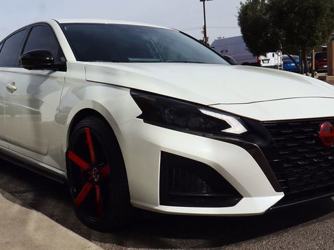 Used 2023 Nissan Altima 2.0 SR image 18