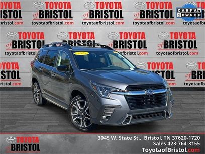 Used 2025 Subaru Ascent Touring w/ Popular Package #1