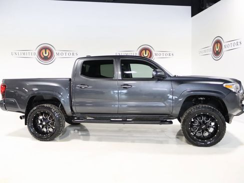 Used 2023 Toyota Tacoma SR image 5