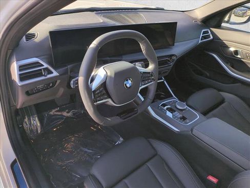 Certified 2025 BMW 330i Sedan w/ Convenience Package RWD image 10