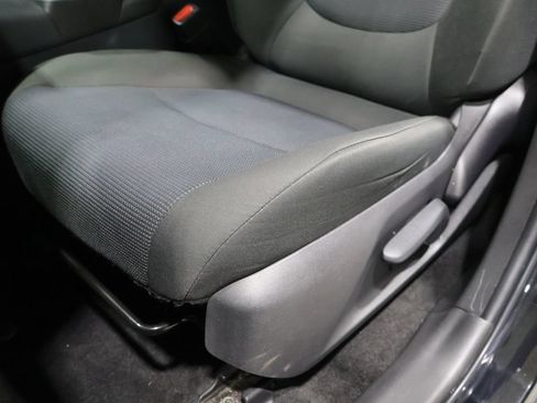 Used 2023 Toyota RAV4 LE AWD/4WD image 11