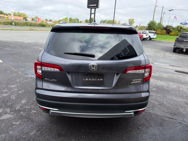 Used 2022 Honda Pilot Touring image 4