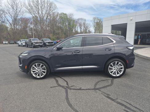 Used 2026 Buick Envision Avenir AWD/4WD image 2