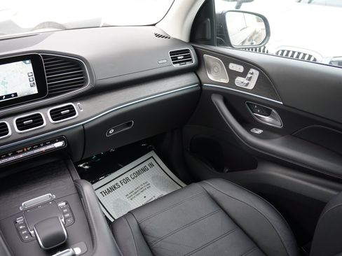 Used 2023 Mercedes-Benz GLS 580 4MATIC image 26