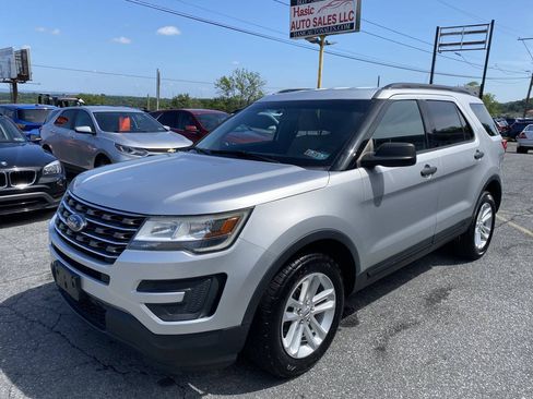 Used 2017 Ford Explorer 4WD image 1