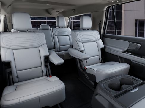 New 2027 Ford Expedition Max Platinum w/ Platinum Ultimate Package AWD/4WD image 11