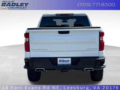 Used 2025 Chevrolet Silverado 1500 Custom Trail Boss AWD/4WD image 4