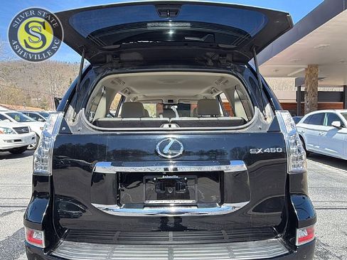 Used 2014 Lexus GX 460 Luxury image 25