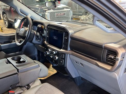 Used 2025 Ford F150 XLT w/ Equipment Group 301A Standard image 28