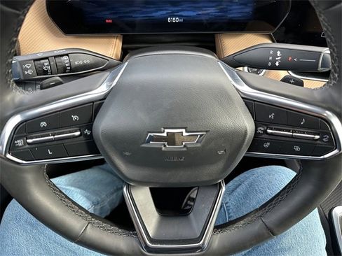 Used 2025 Chevrolet Equinox ACTIV image 30