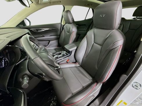 Used 2023 Buick Envision Essence w/ Sport Touring Package AWD/4WD image 19