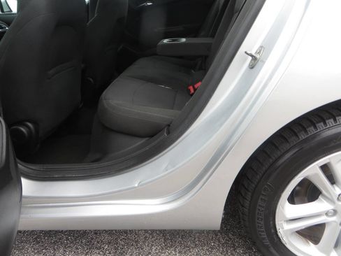 Used 2016 Chevrolet Cruze LT image 13