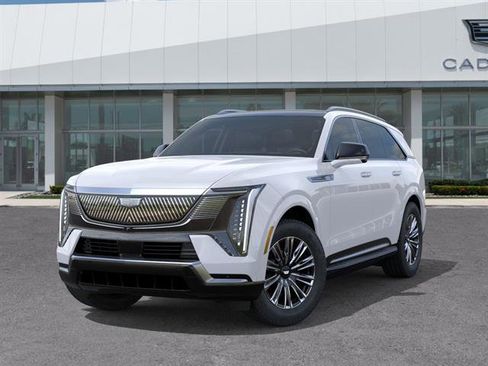New 2026 Cadillac Escalade IQ Luxury 1 w/ LPO, Floor Liner Package AWD/4WD image 7