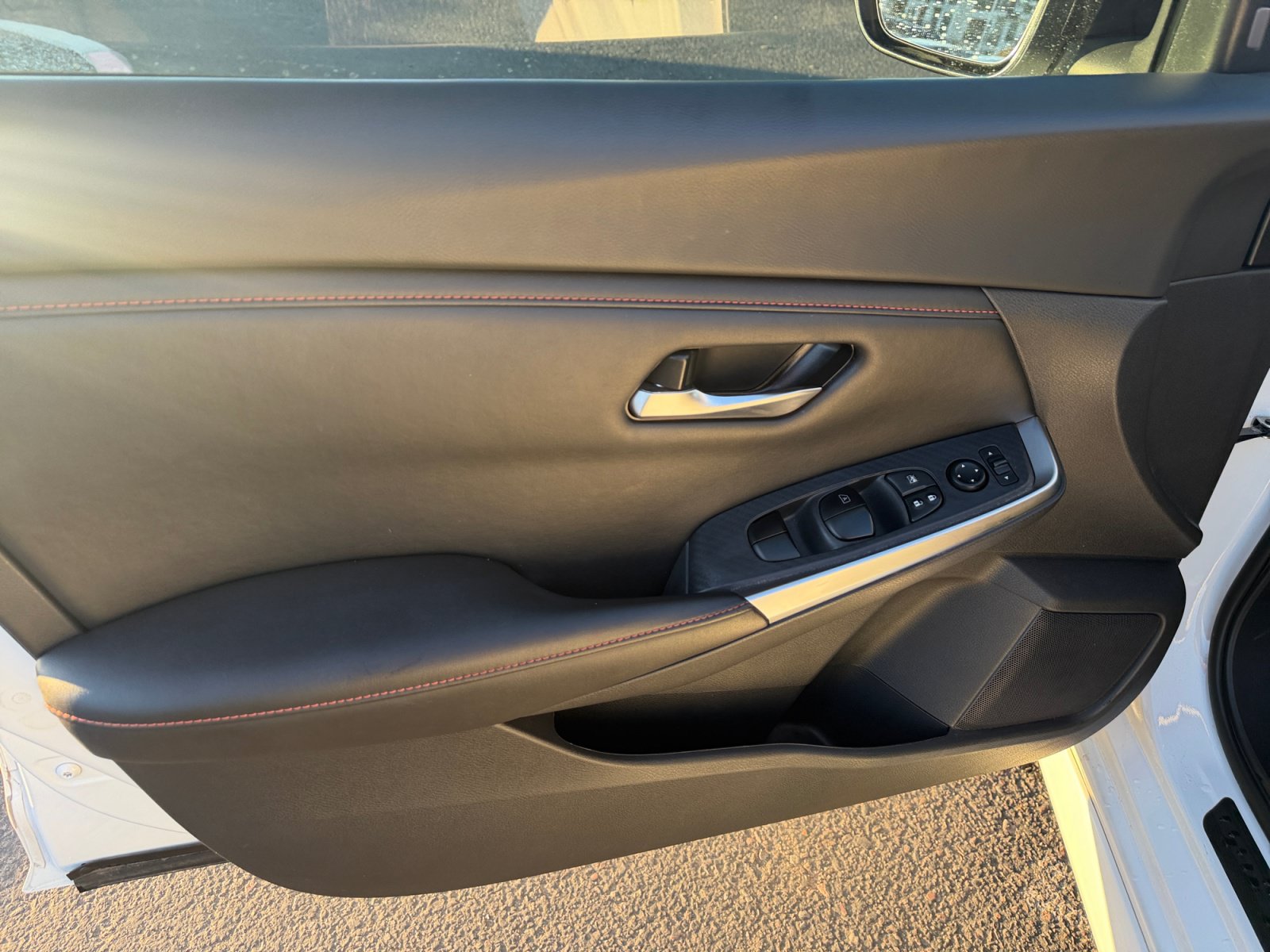 Used 2024 Nissan Sentra SR FWD image 13