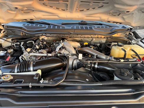 Used 2021 Ford F350 XLT w/ XLT Premium Package image 13