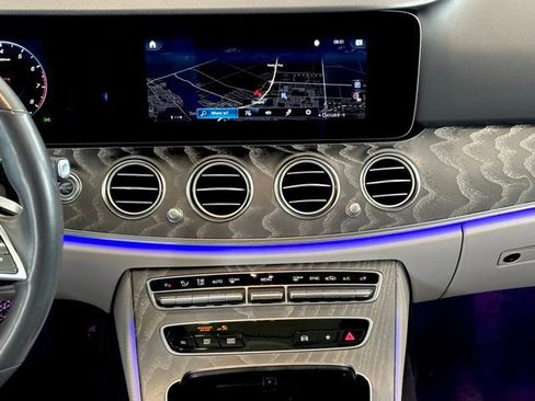Used 2022 Mercedes-Benz E 350 Sedan image 20