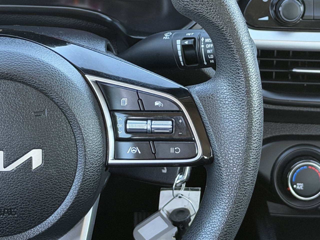 Used 2024 Kia Forte LXS FWD image 14