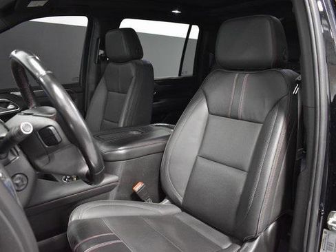 Used 2022 Chevrolet Suburban RST w/ Luxury Package image 5