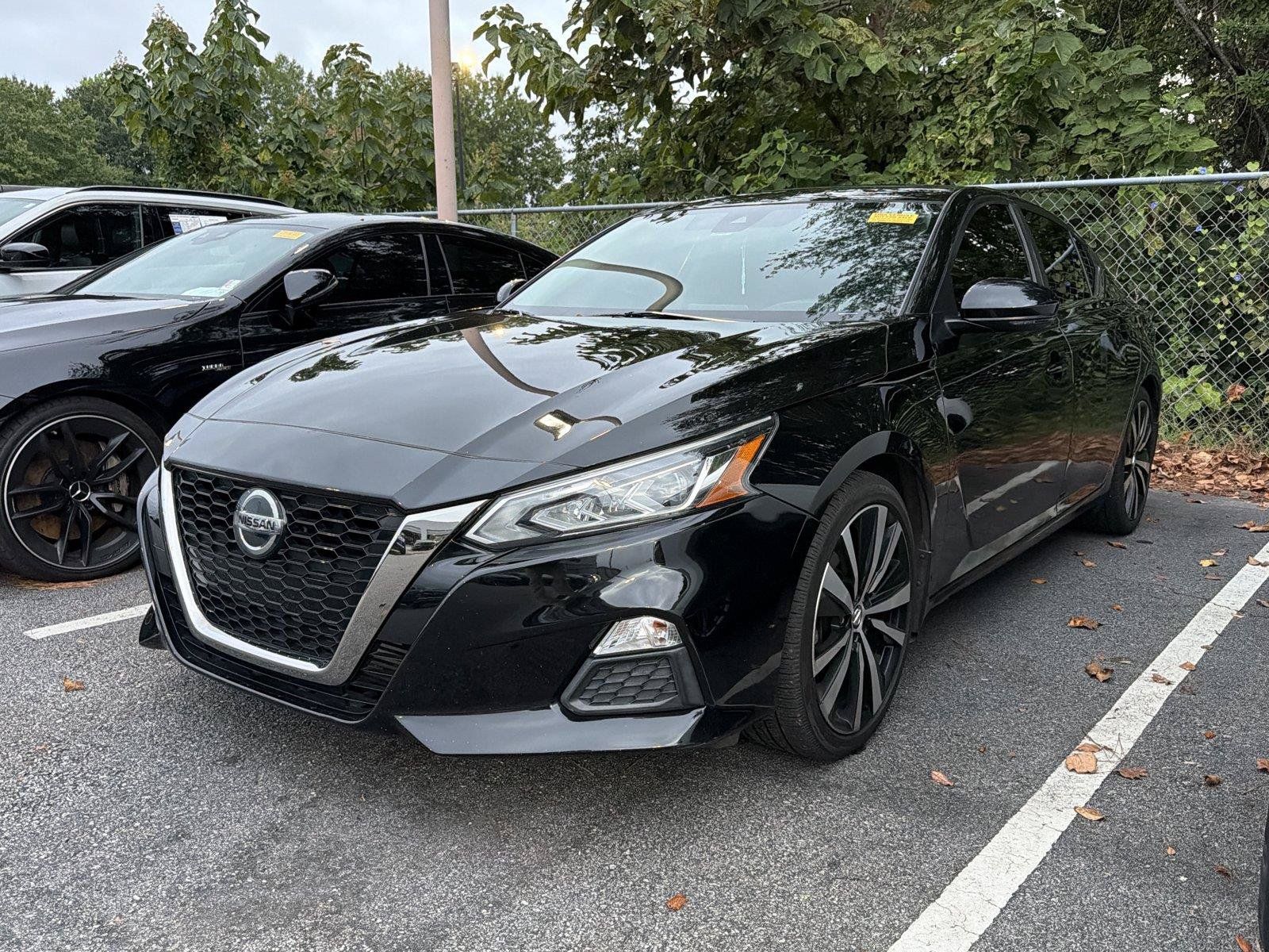 Used 2021 Nissan Altima 2.0 SR FWD image 1