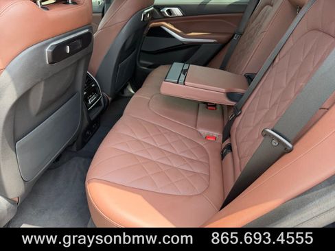 Used 2025 BMW X5 sDrive40i w/ M Sport Package RWD image 14