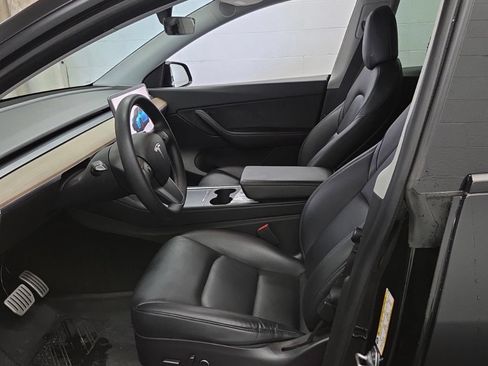 Used 2022 Tesla Model Y Performance AWD/4WD image 7