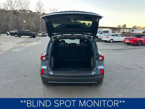 Used 2025 Ford Escape ST-Line w/ Equipment Group 301A image 7